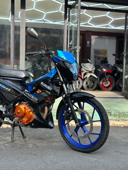 SUZUKI RAIDER CARB (BLUE)