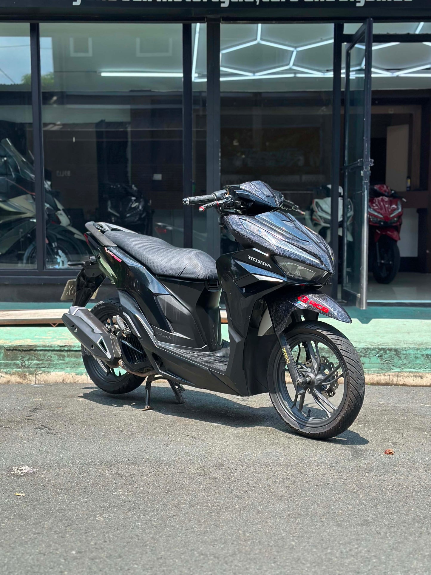 HONDA CLICK V3 (BLACK)