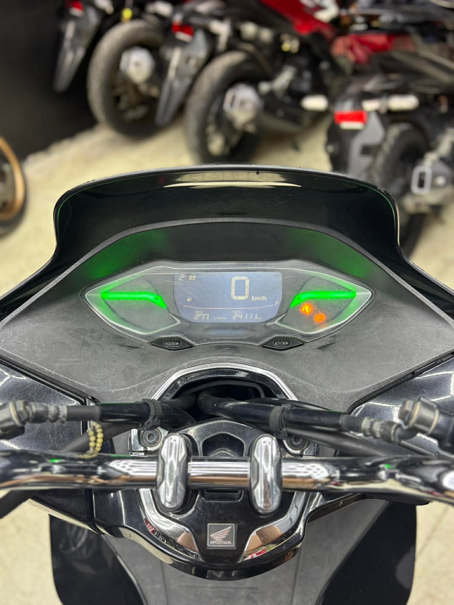 HONDA PCX ABS 160 {BLACK}