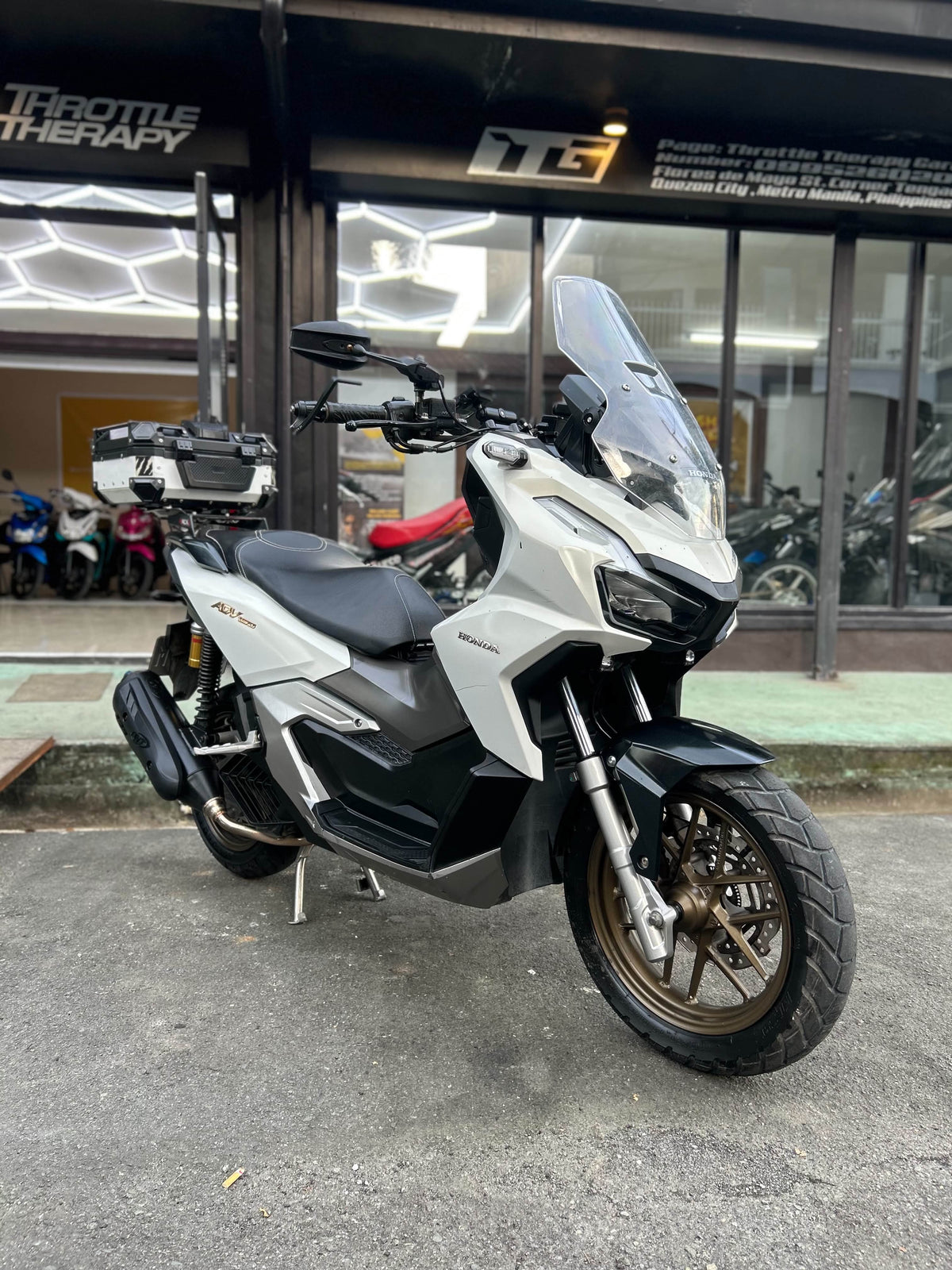 2024 Honda ADV 160 ABS Pearl White