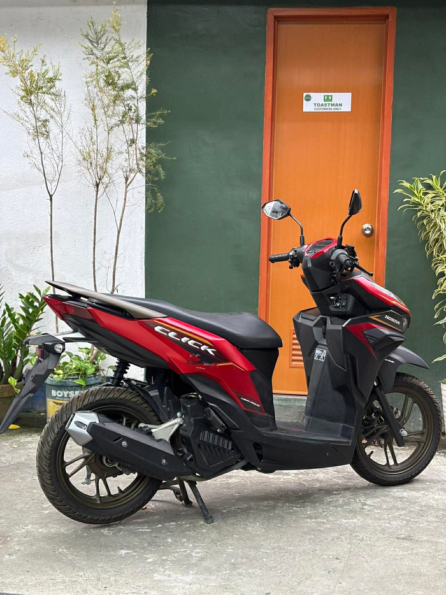 HONDA CLICK V4 {RED}