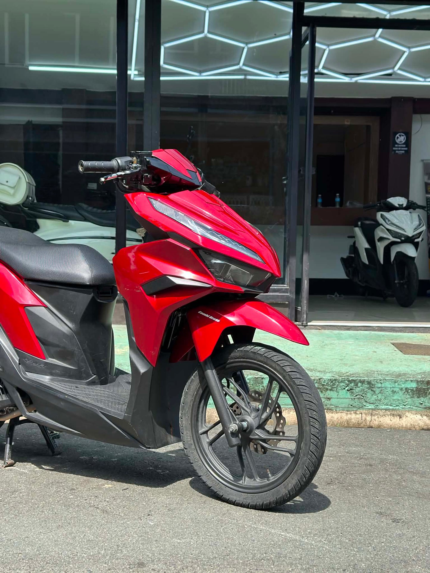 HONDA CLICK V3 (RED)
