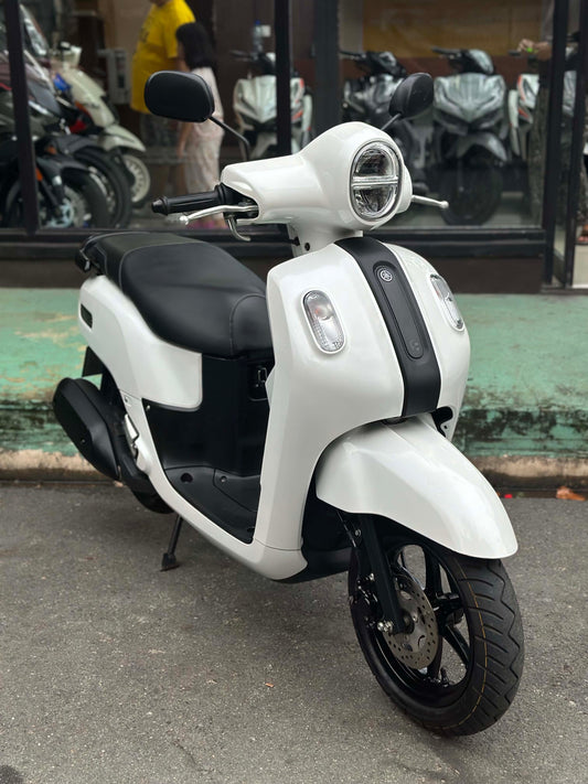 YAMAHA FAZZIO (WHITE)