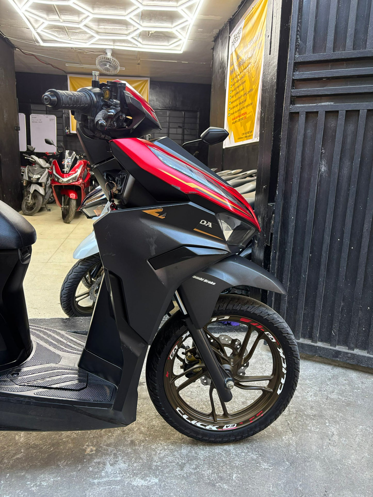 HONDA CLICK V3 SE (RED)