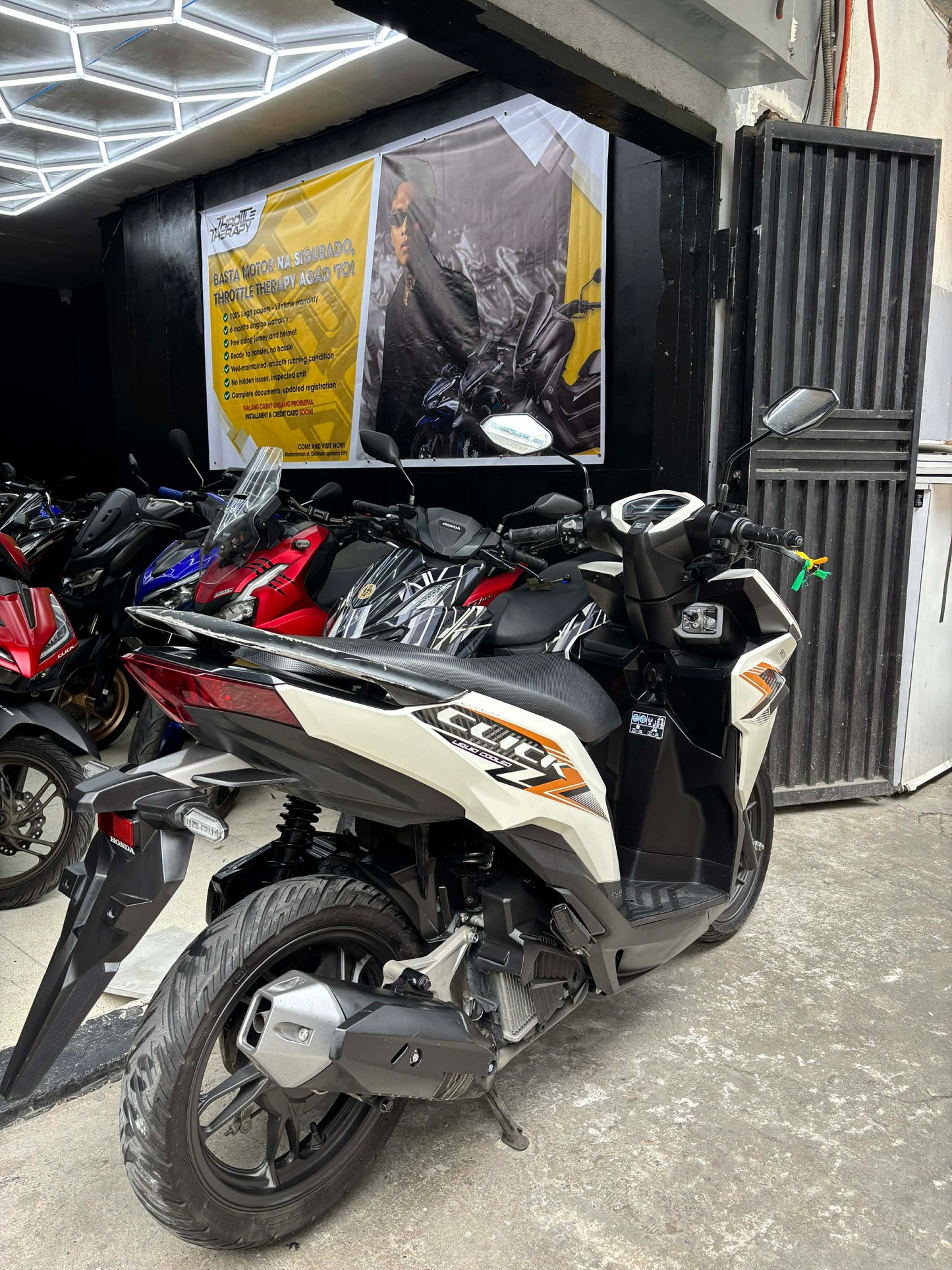 HONDA CLICK V3 (WHITE)