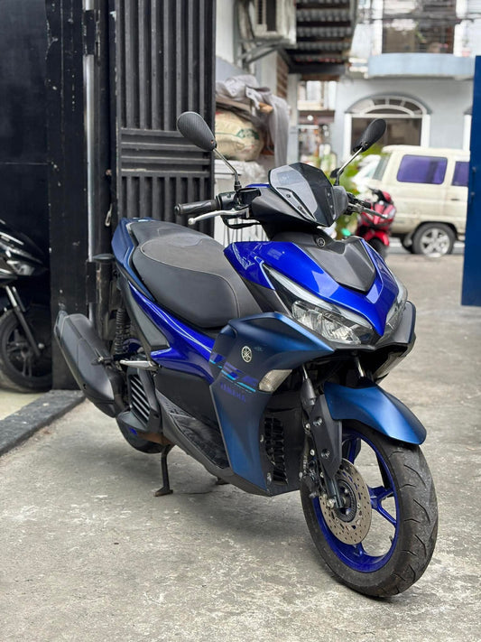 YAMAHA AEROX V2 BLUE