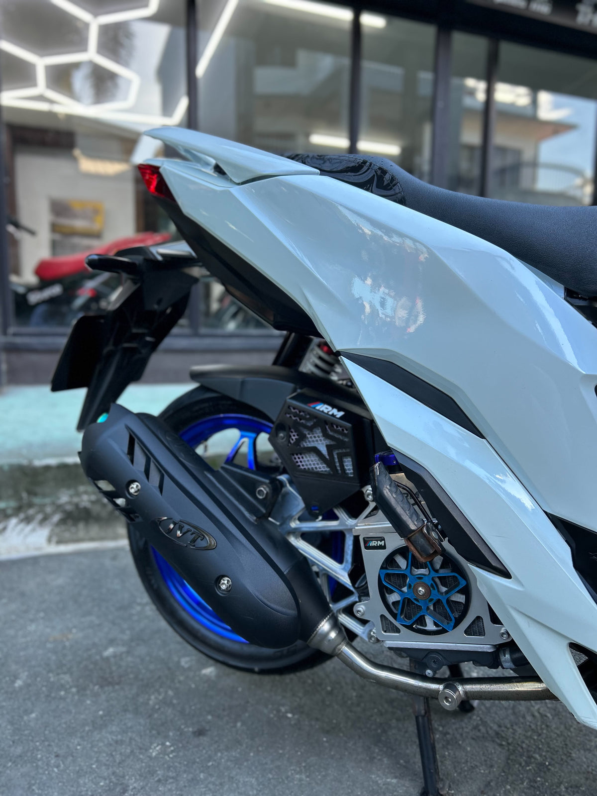 2023 Honda Click 125 — Mica White Blue