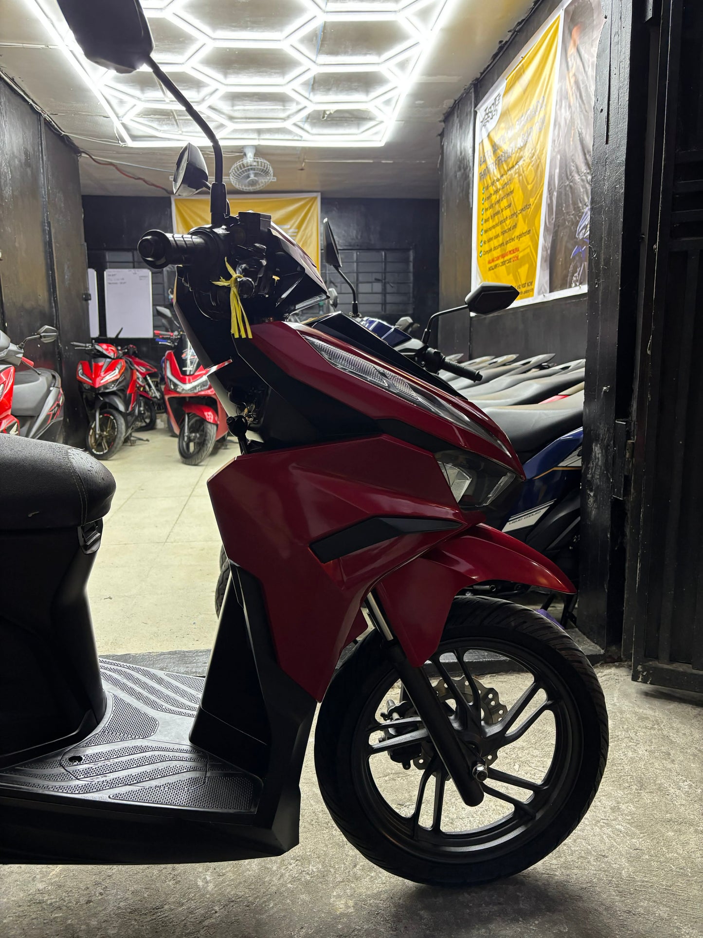 HONDA CLICK V3 (RED)