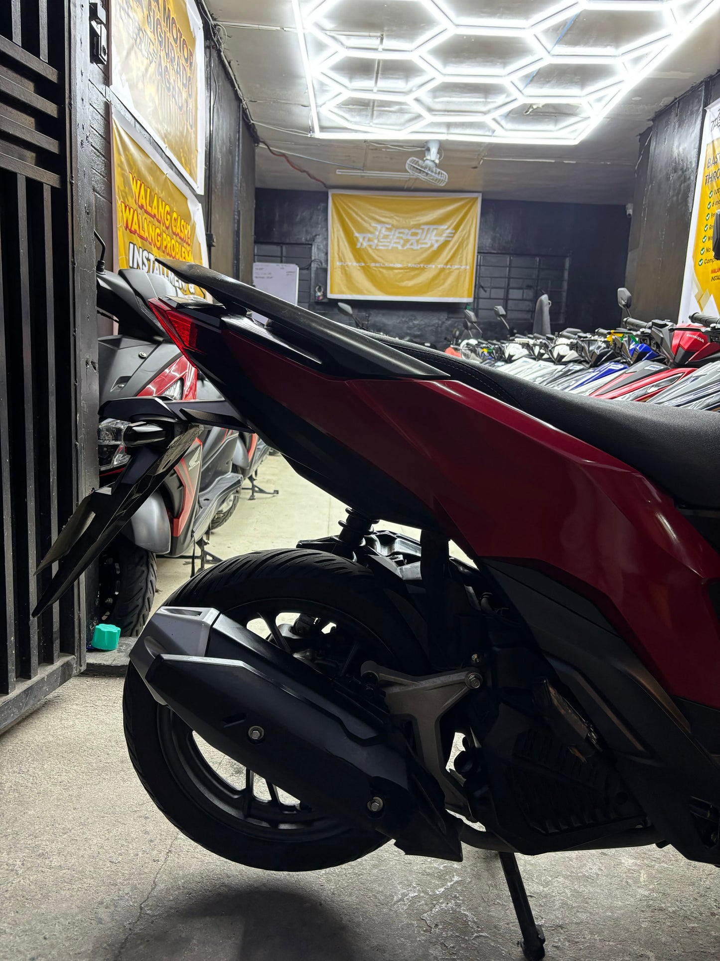 HONDA CLICK V3 (RED)