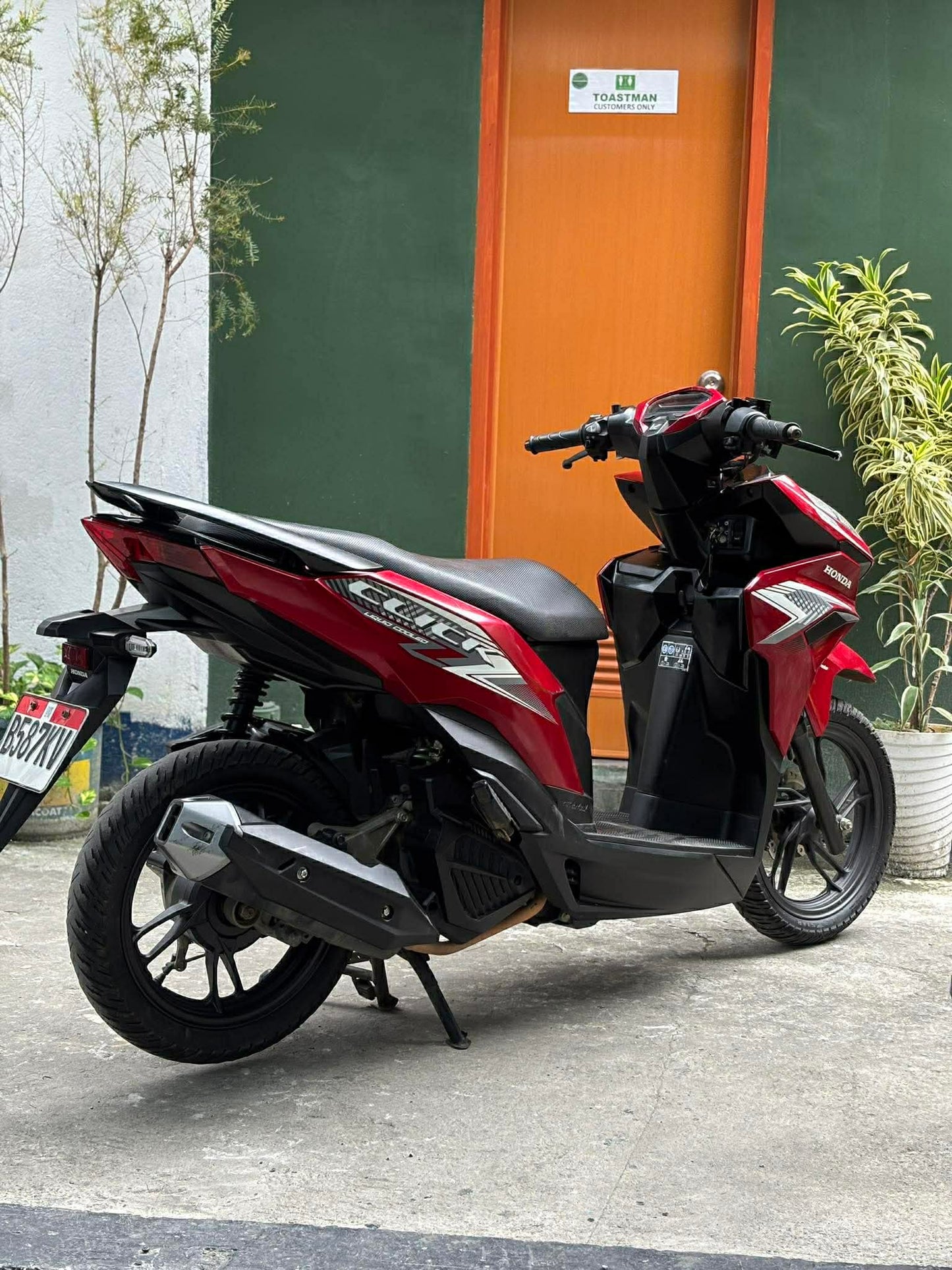 HONDA CLICK V3 {RED}