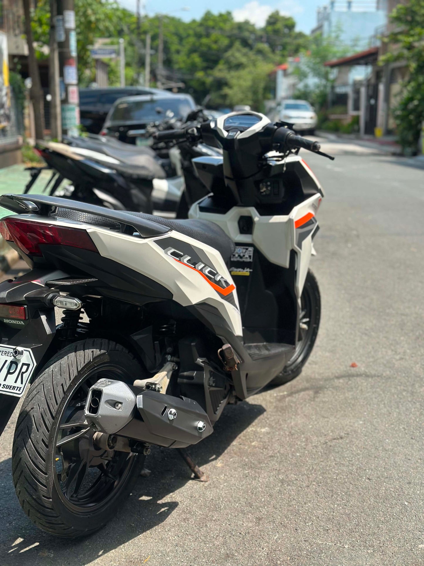 HONDA CLICK V3 (WHITE)