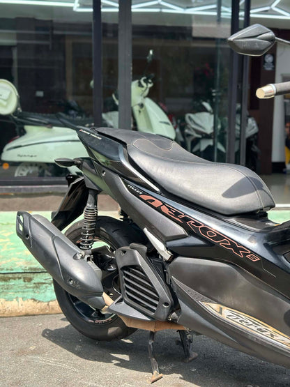 YAMAHA AEROX V2 (BLACK)
