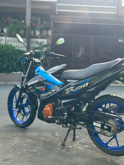 SUZUKI RAIDER CARB (BLUE)