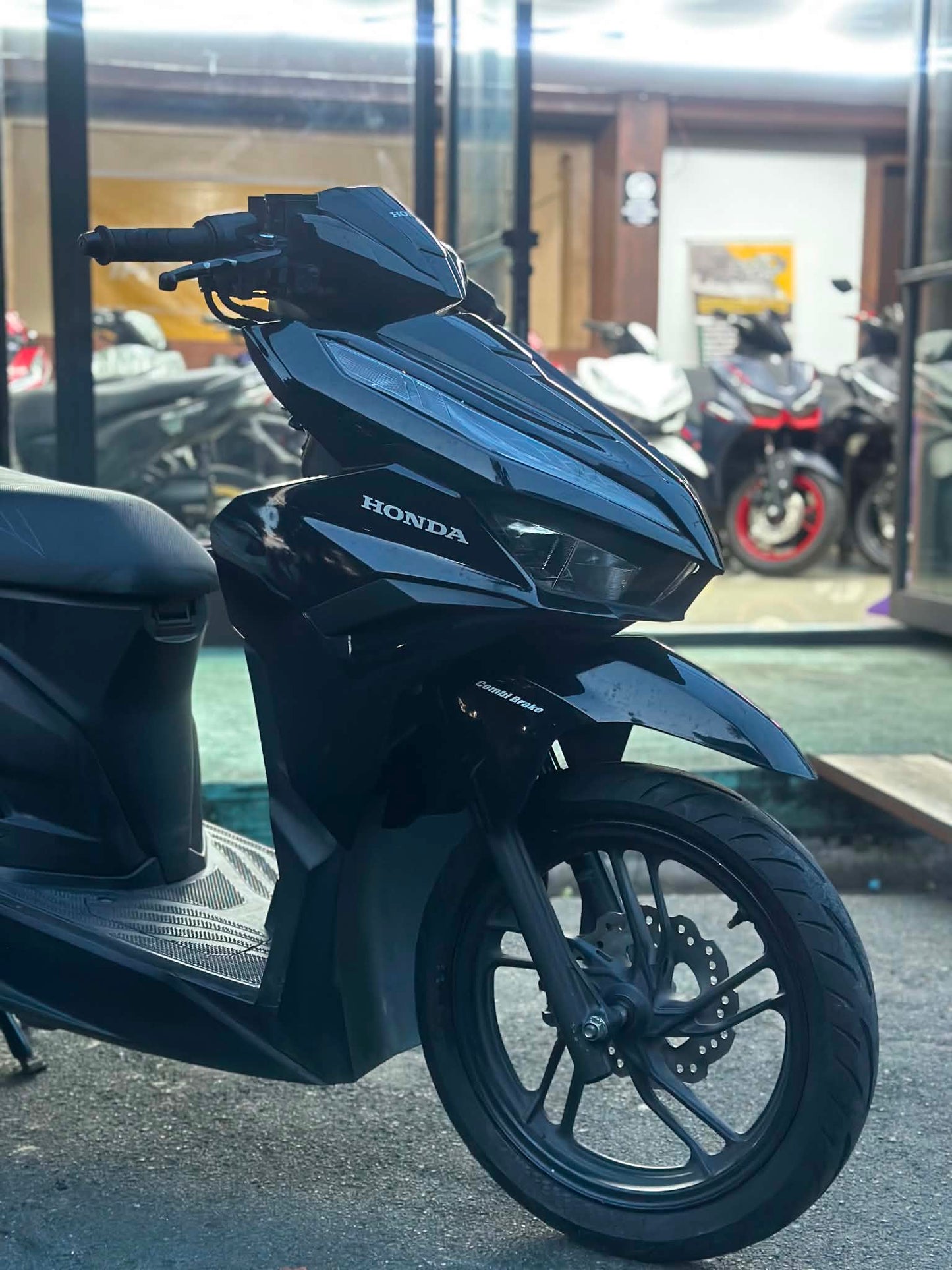 HONDA CLICK V3 (BLACK)