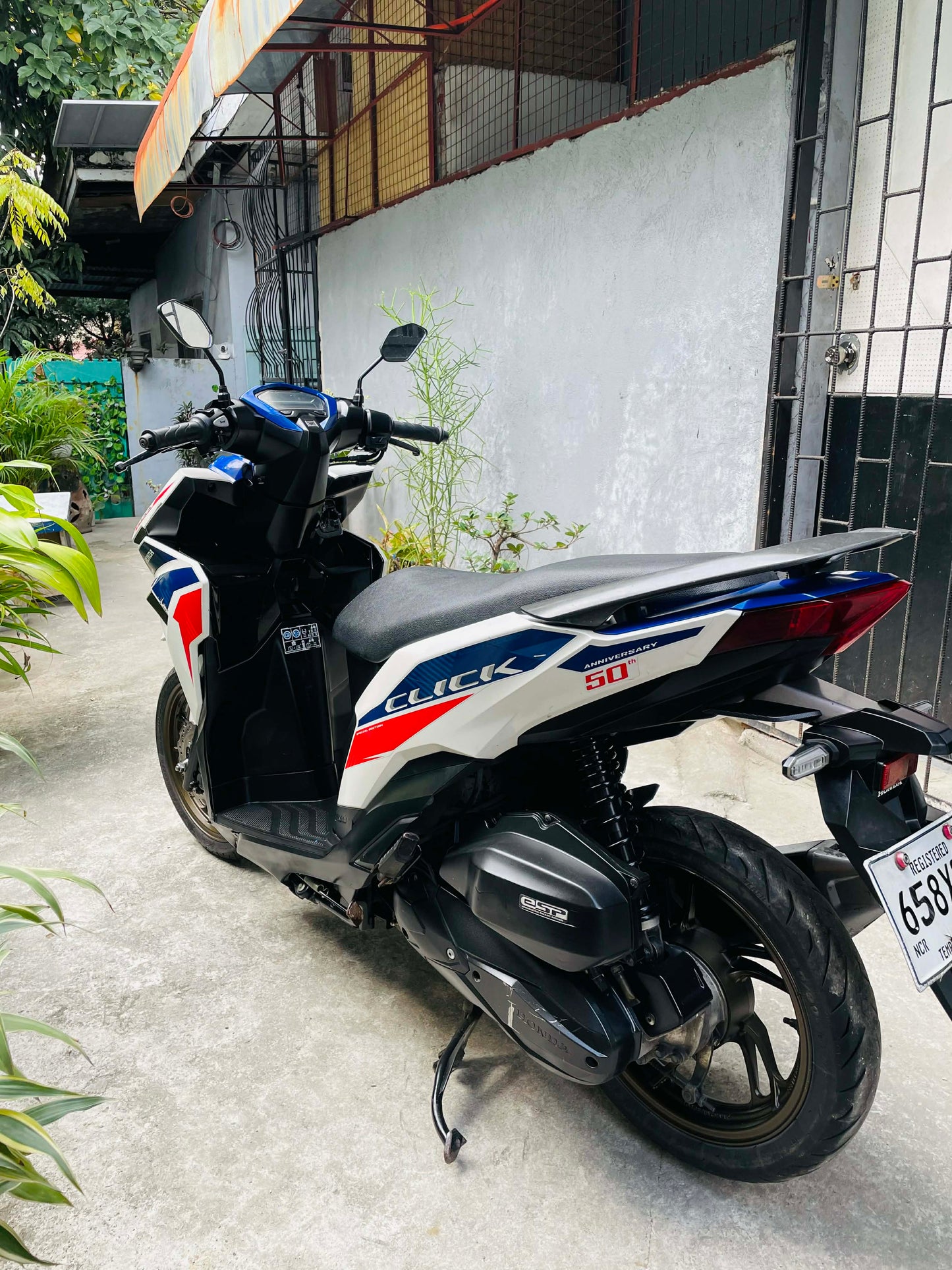 HONDA CLICK V3 (WHITE BLUE)